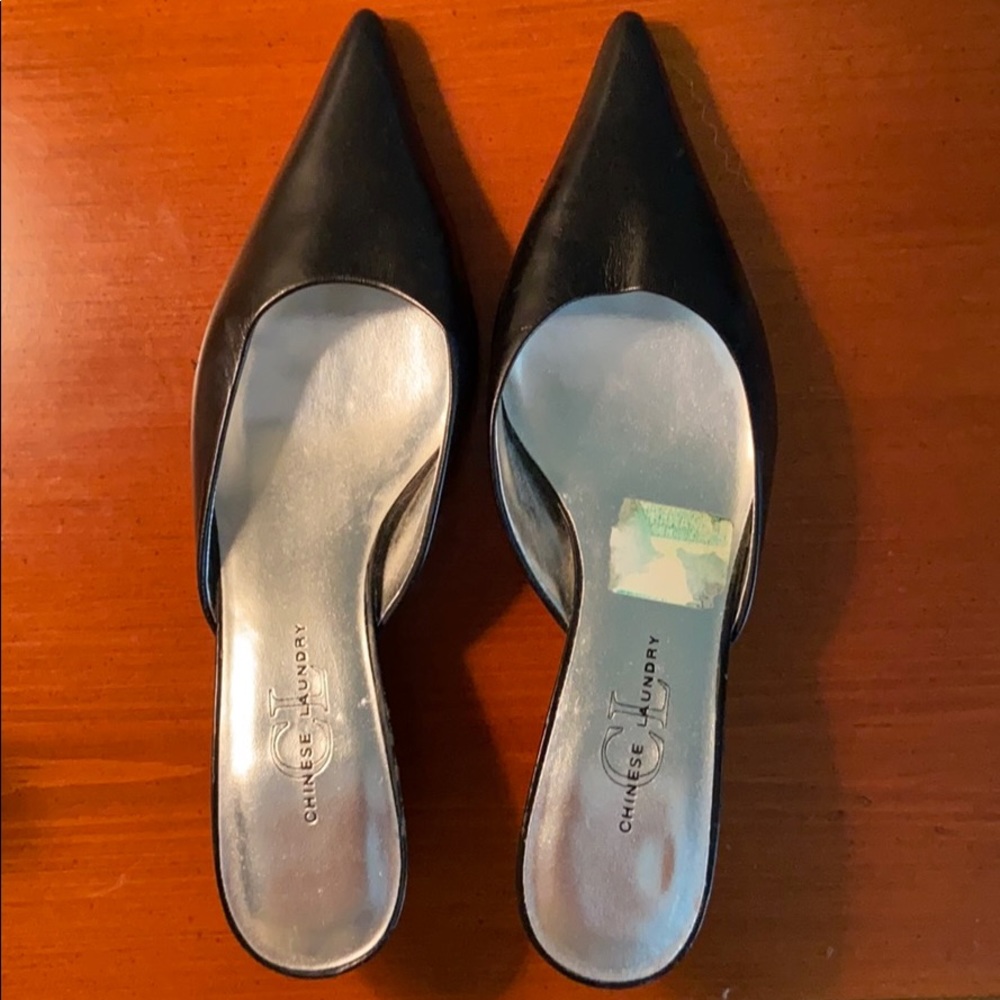Chinese Laundry black slides kitten heel sz 7.5